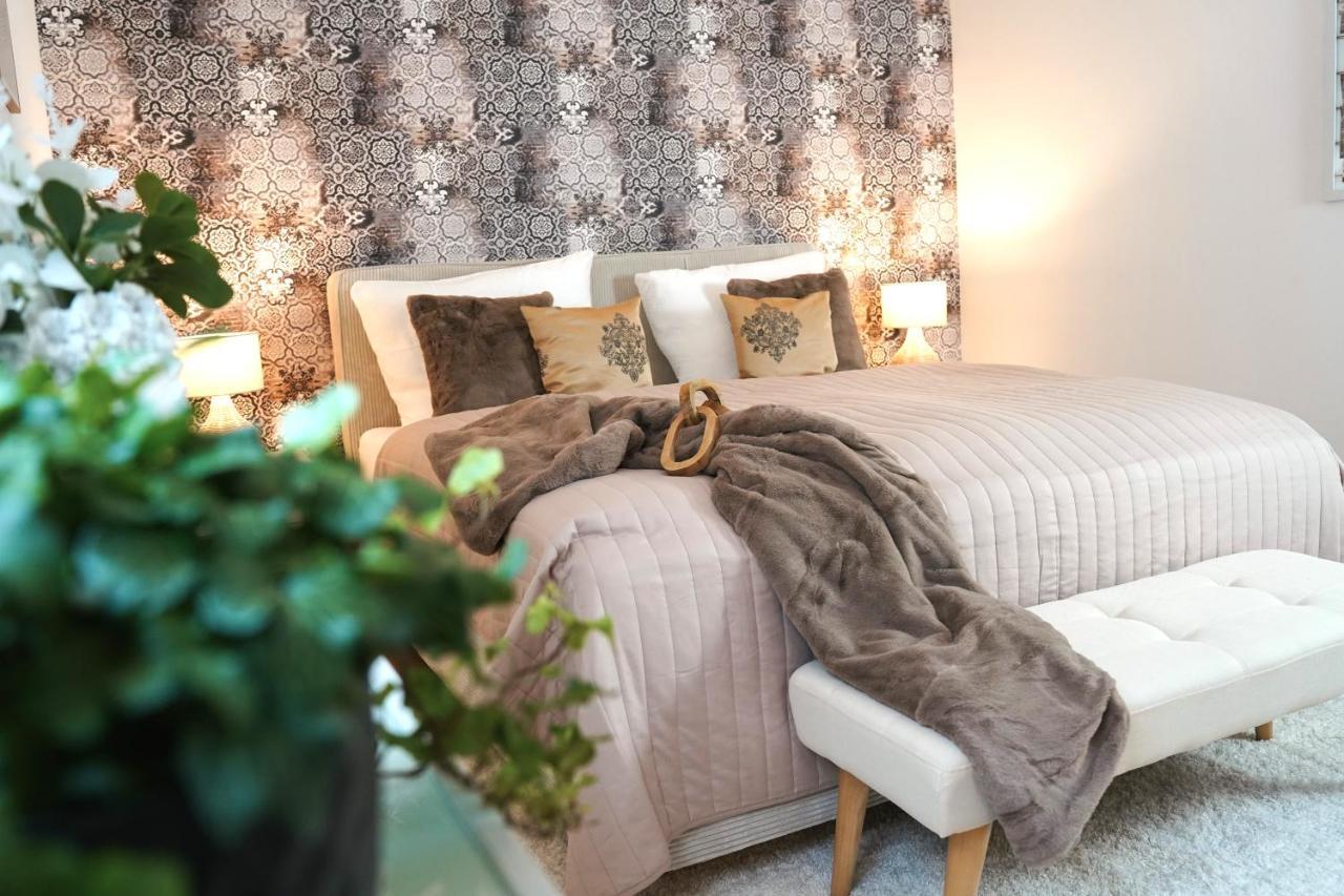 Paderborn-Oase Mit Kamin-Balkon-Stilvolles Zuhause-Self Check-Parkplatz Apartment ภายนอก รูปภาพ